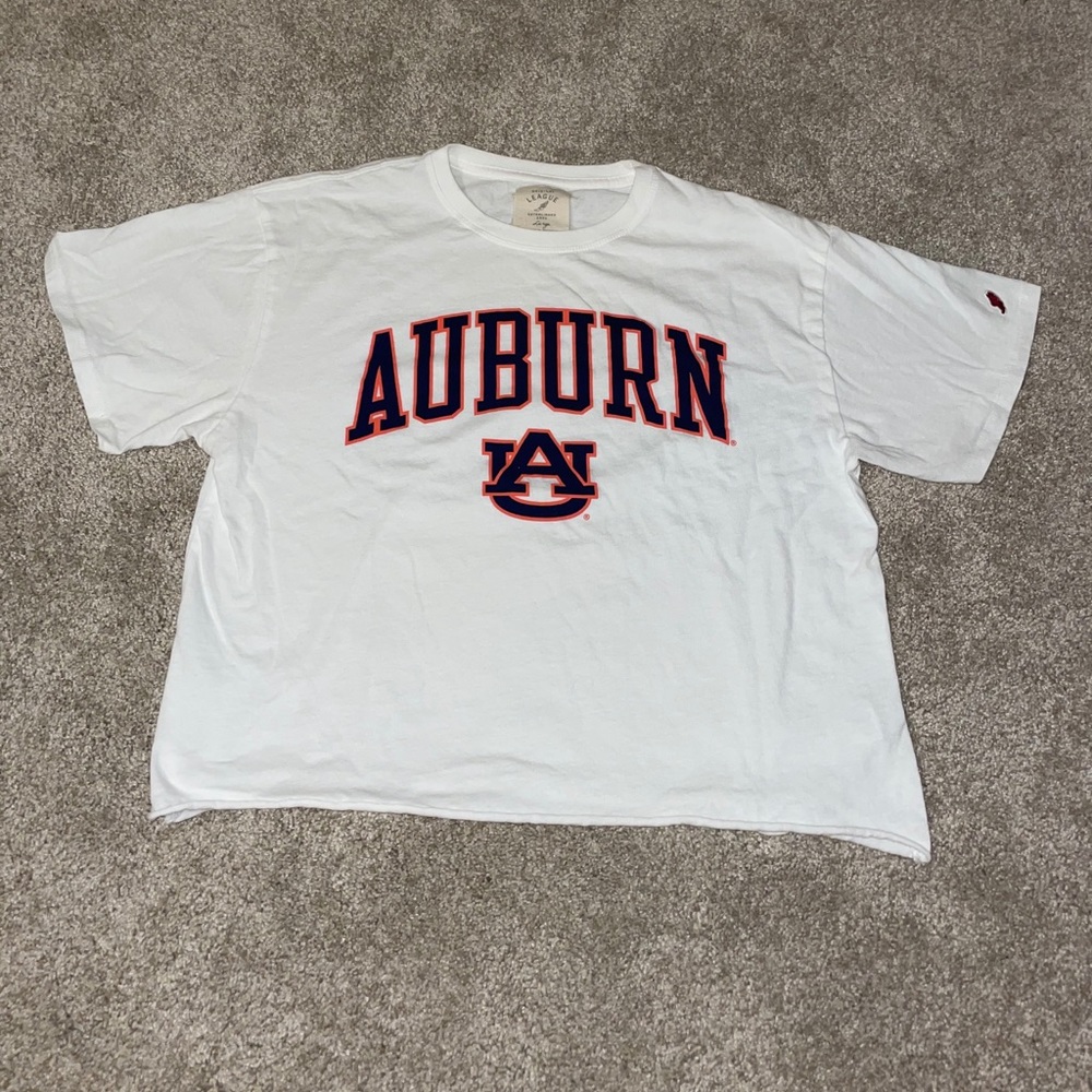 Cropped Auburn T-shirt!